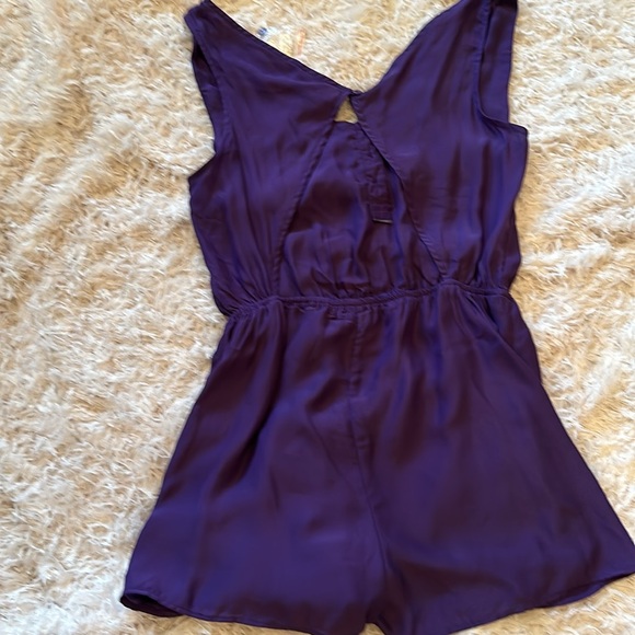 Open back romper - Picture 2 of 2